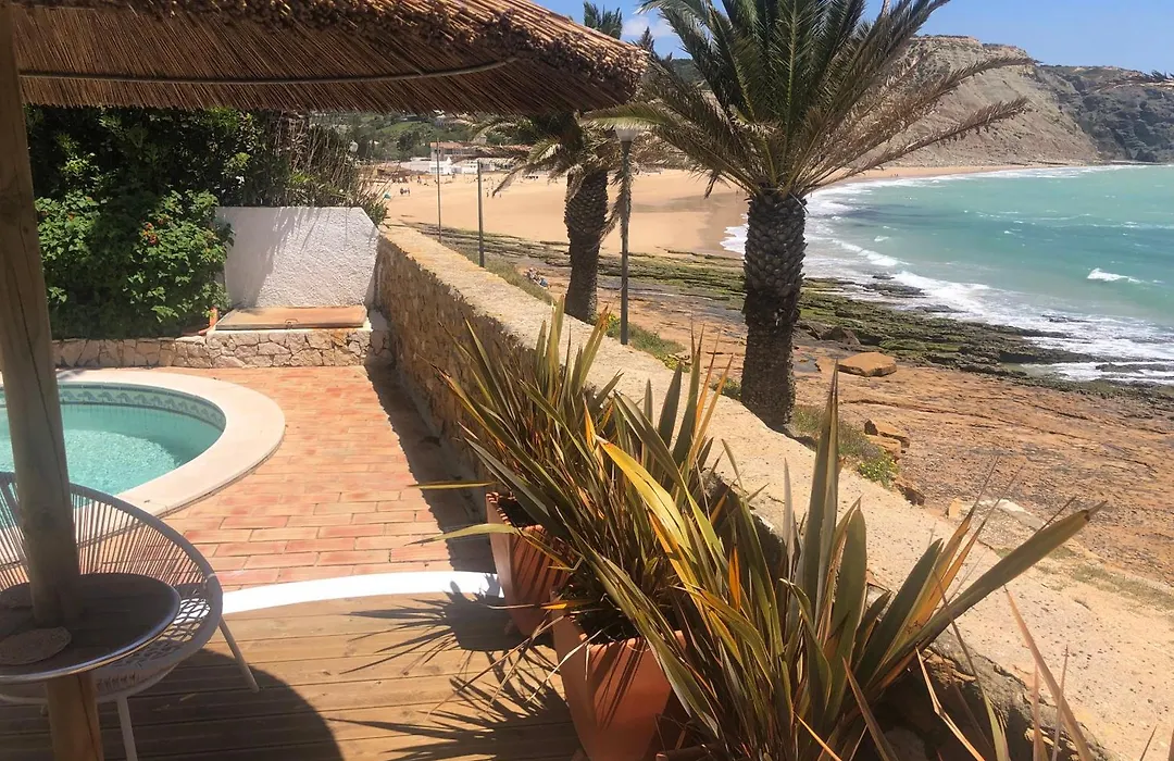 Beach Front/Waterside Apartment-1