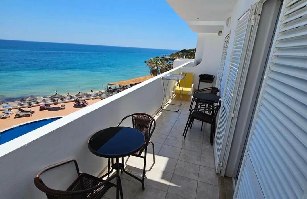 Borda d`Água, Praia da Oura-1