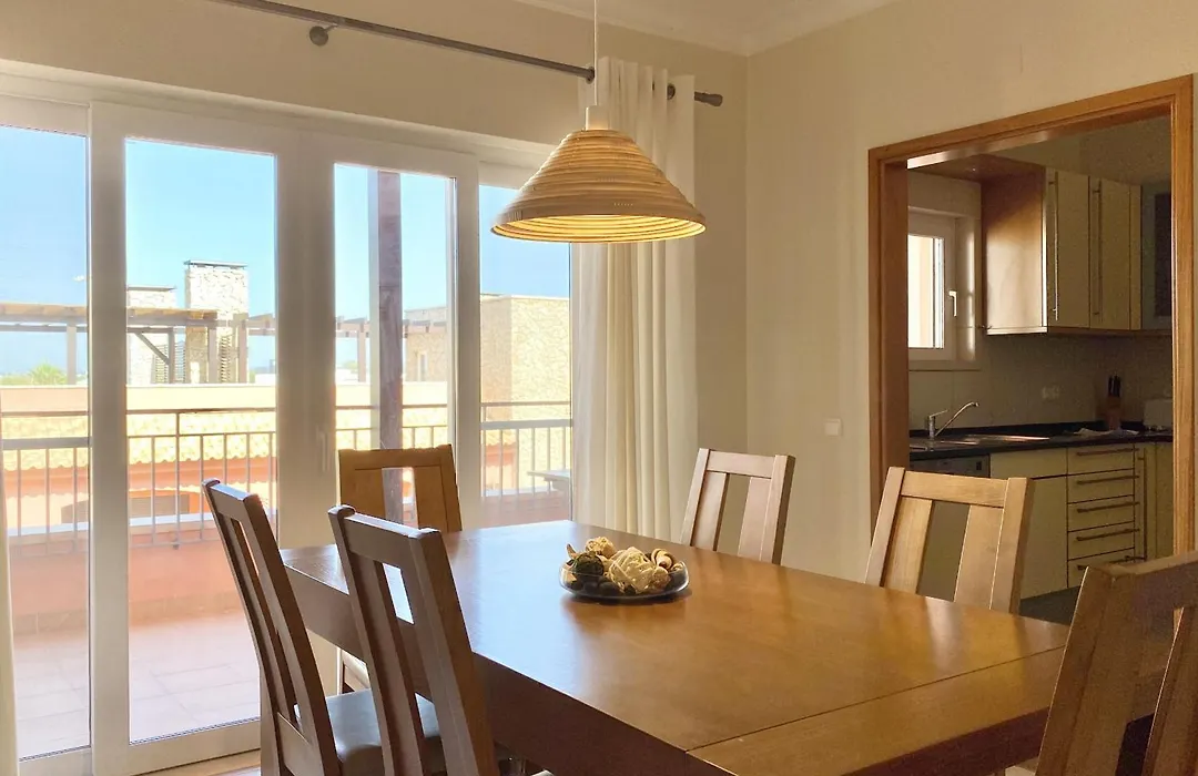 Amazing 2Bedroom Apartment In Victoria Boulevard-1