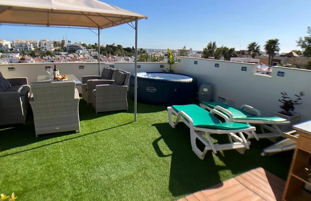 Apartment Alpha - 2 Bedrooms, Private Rooftop Patio With Hot Tub, Bbq And View-1