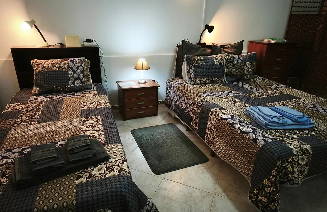 Medronhal Faro EM 520 - 2- casas de férias medronhal-1