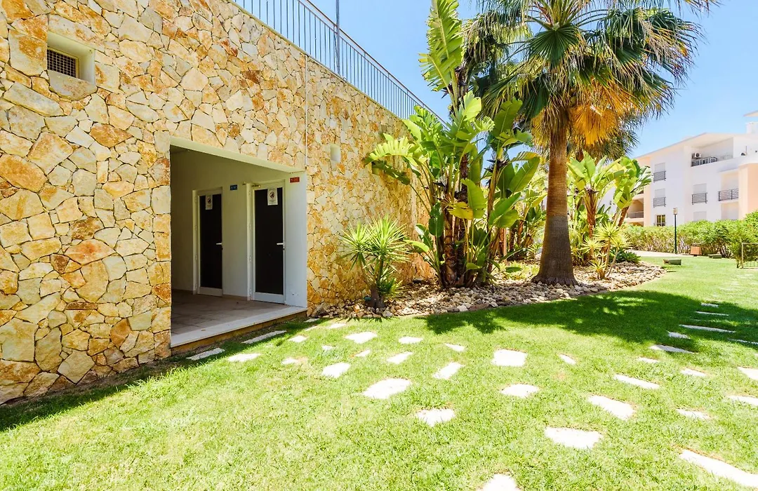 Bnb Homes Ocean View Apartment With Lovely Terrace, 2 Swimming Pools & Tennis Court-1