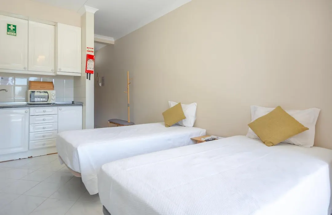 Kiss - Apartamentos-1