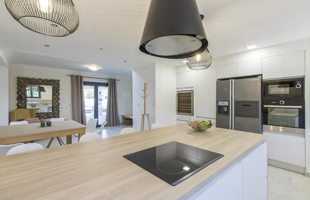 Villa Isabelle By Algarve Holidays - Loule-1