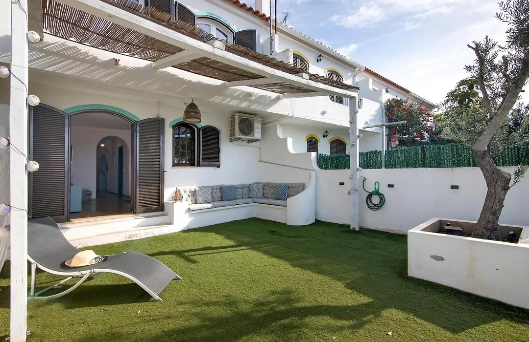 Altura Beach Villa-1