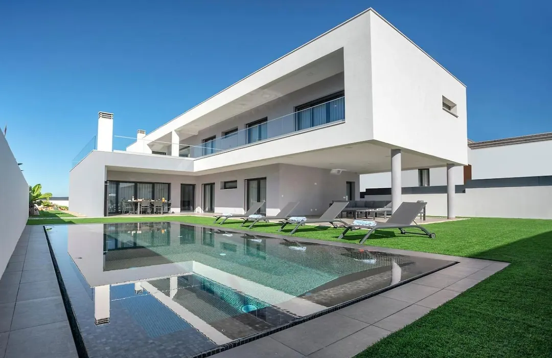 Private Alvor Villa With Pool And Jacuzzi-1