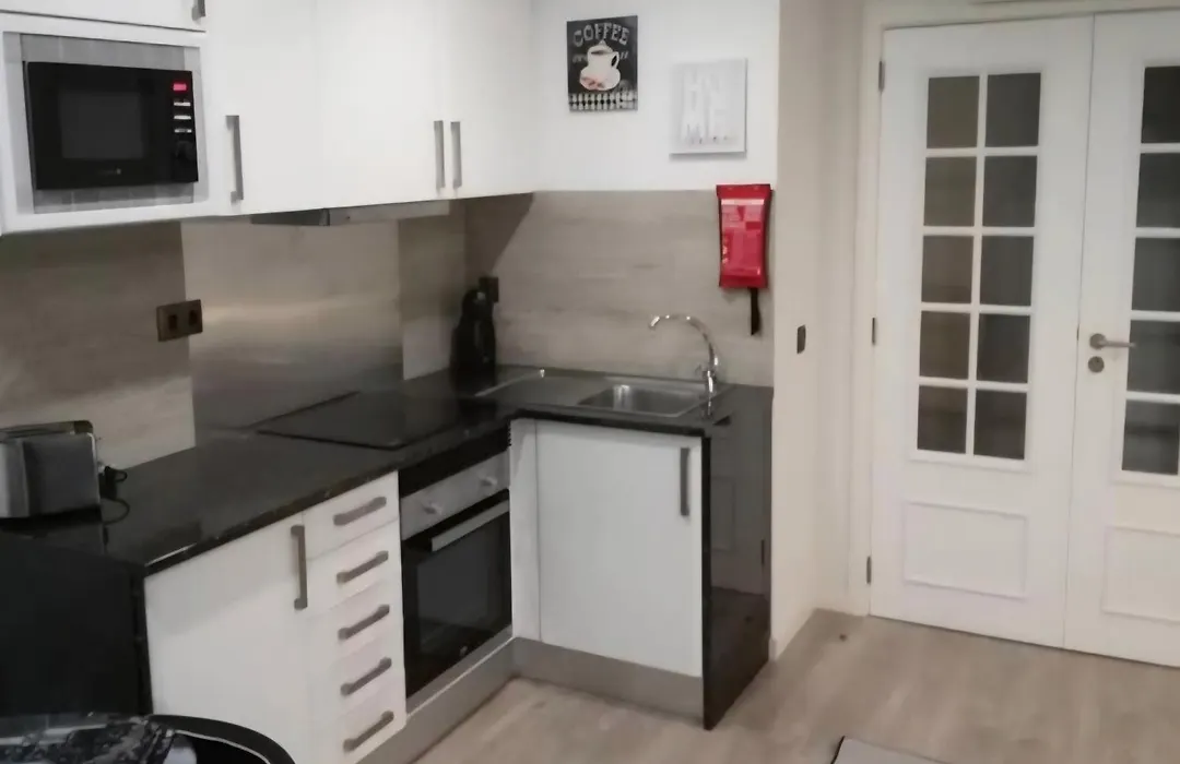 Ria Center Apartment - Right-1