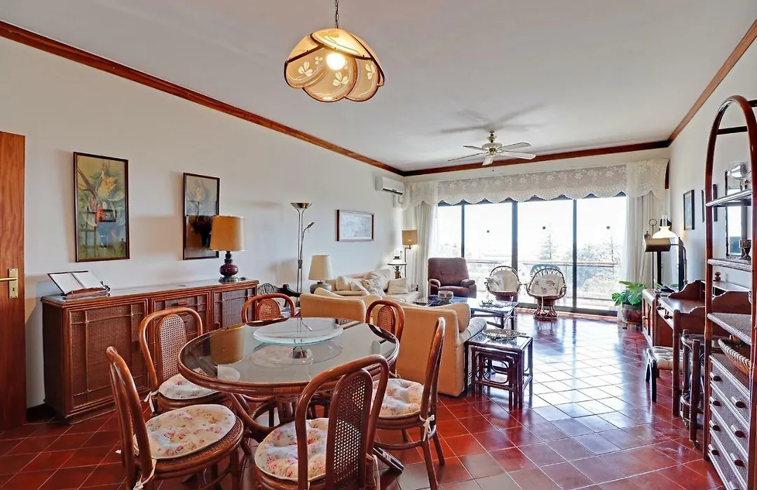 Faro Classic Apartment By Homing-1