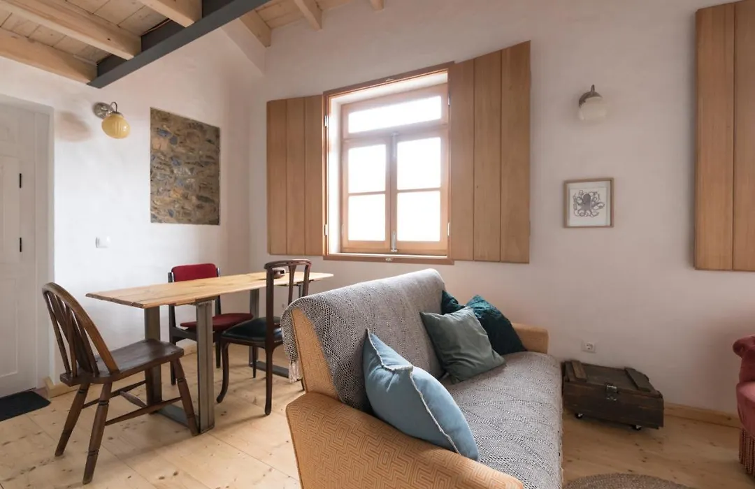 Bohemian Antique Guesthouse-1