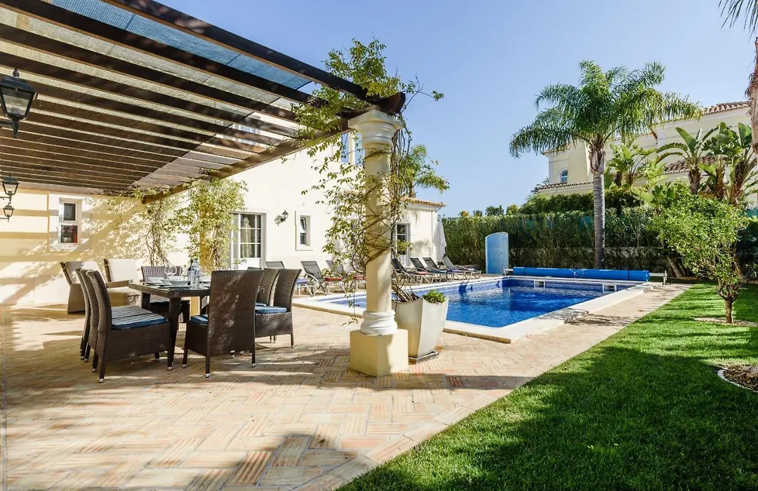 Endless Summer Luxury Villa-1