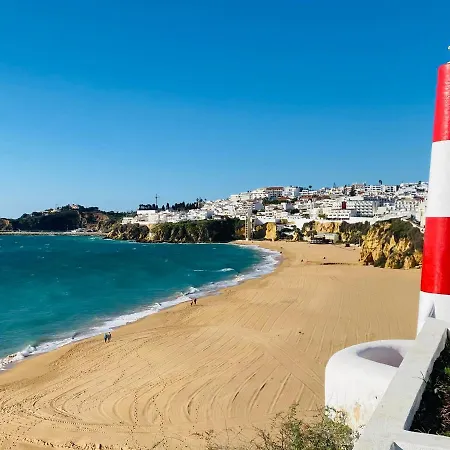 Deluxe Apartment In Albufeira Old Town, 200M Walk To Beach, Pool Parking-2