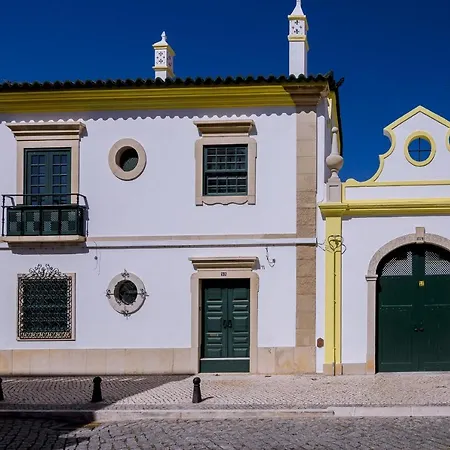 Faro Tradicional House - City Center-3