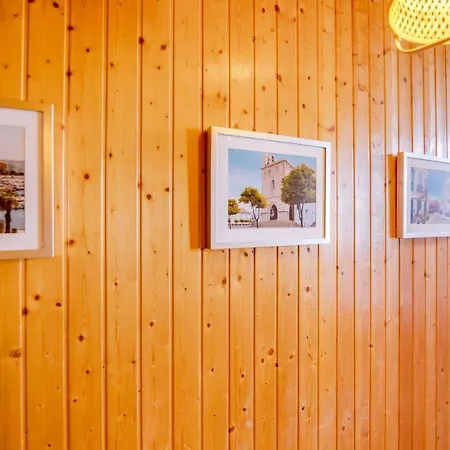 Trem - Located In Old City - Faro-2