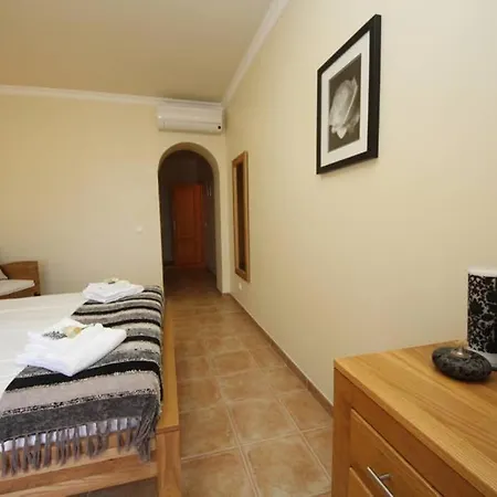 Acácias, spacious apartment with sea view-2