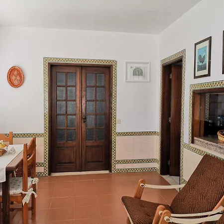 Casa Do Corgo Em Quarteira-2