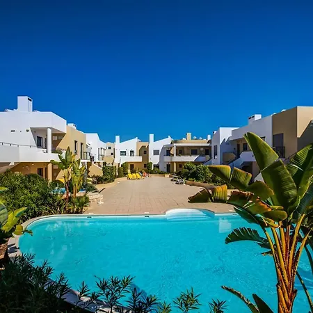 One Bedroom Apartment In Albur Village 1L-2