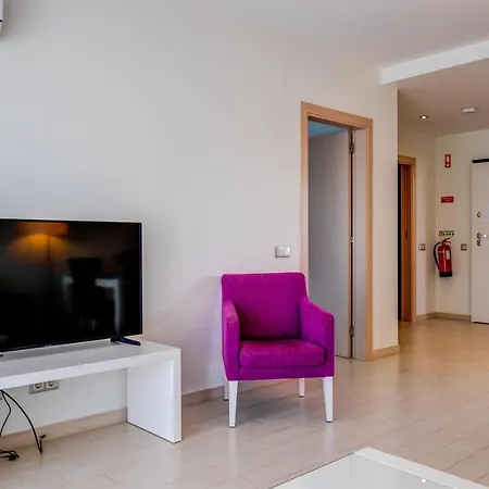 One Bedroom Apartment In Albur Village 1L-3