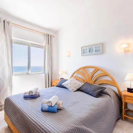 Sea View, 2 Minutes From Beach-3