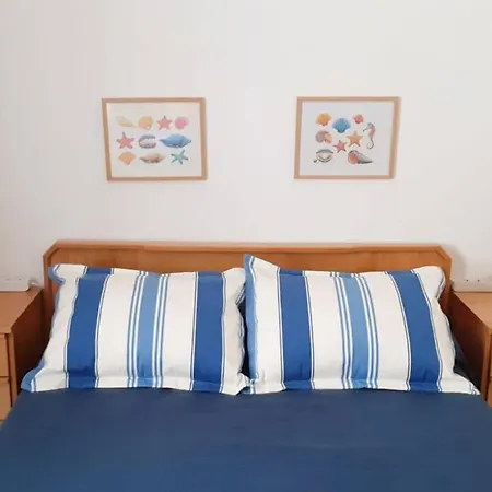Cozy Beach Front Apartment-2