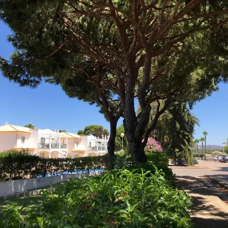Algarve Albufeira, Quiet Apart With Pool At 10 Mn Walk From Praia Da Falesia-3