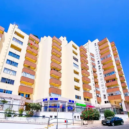 Flh Faro Spacious Flat With Balcony-3