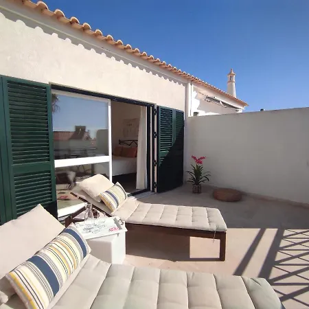 Vila Magna Near The Strip With Bbq, Ac, Balcony, Parking, 4 Tvs And Free Wifi-3