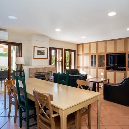 Holiday Villa In Elite Residential Area Of Faro-2