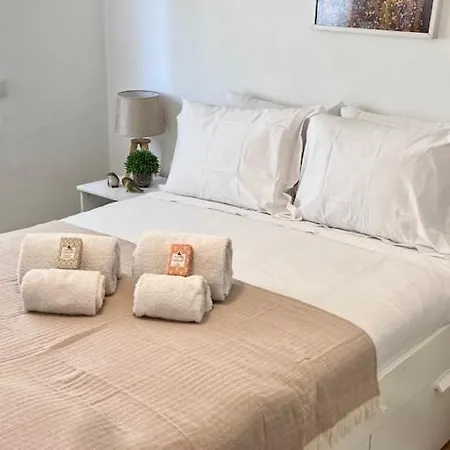 Cosy Avenida Apartment-3