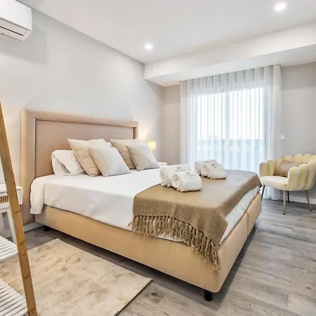 Faro Main Avenue Apartment-3