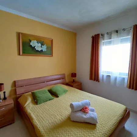 3C Vilanova Ii, Pool & Ac - Casas & Papeis-2