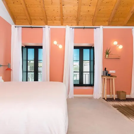 Casa Rosa Villa With Pool In Olhao Centre-2