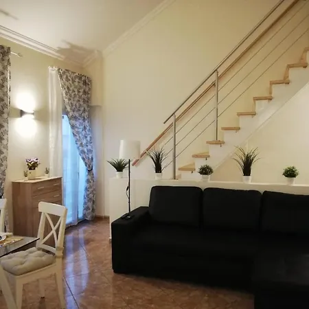 Guesthouse Milagre Centro Faro-3