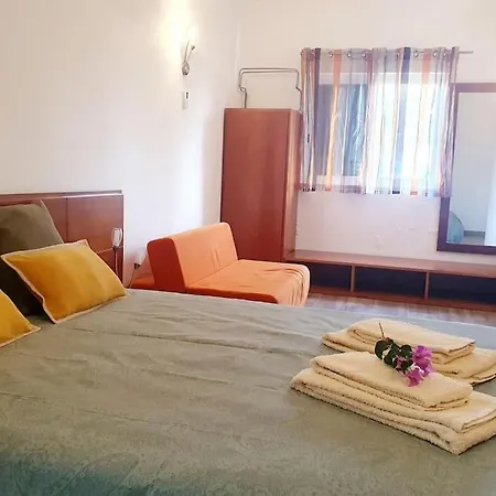 Lovely Beach House Moradia V4 Com Piscina-3