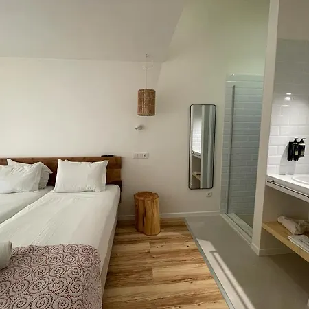 Altinho B&B - Quartos - Rooms - Odeceixe-3