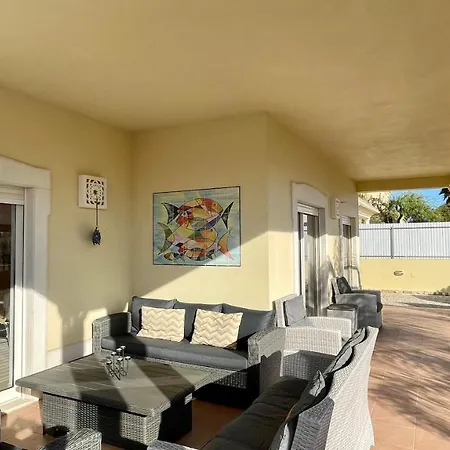 Sunshine - Private Pool - 8 Guests - Albufeira-3