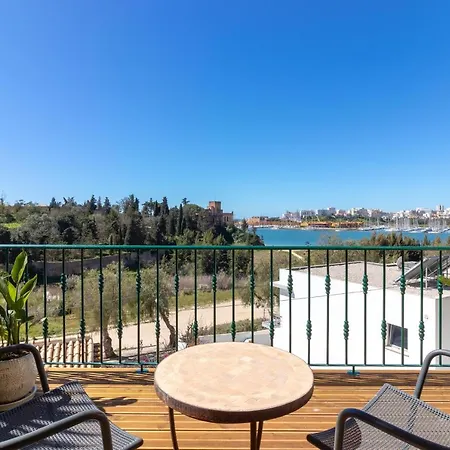 Front Line Townhouse Nº6 In Ferragudo, Sea Views-3