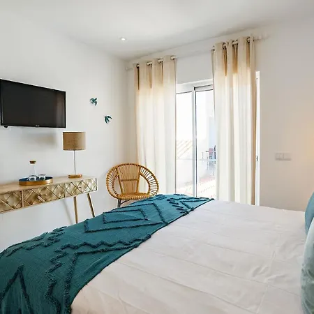 Coral Boutique Suites-3