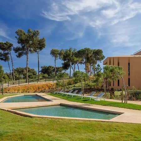 Palmares Signature Apartments-3
