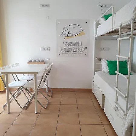 Racing Mackerel Hostel-3