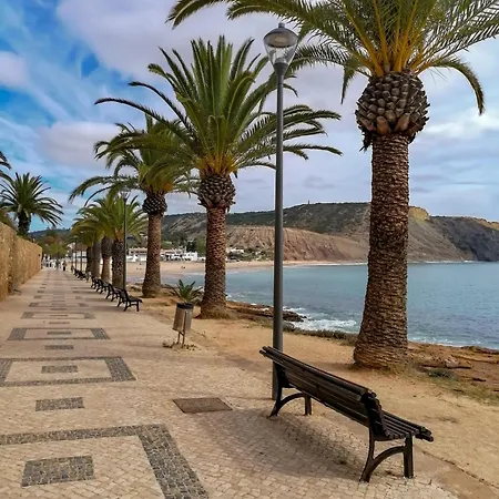Baia Da Luz- Ground Floor Apartment-2