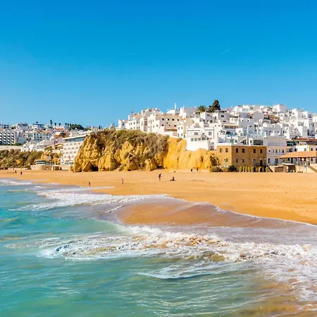 Albufeira Sunny Home For Families-2