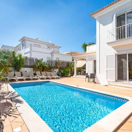 Villa Fantasia - New Rental 4 Bedroom With Private Pool 650 Meters To The Vau Beach-3