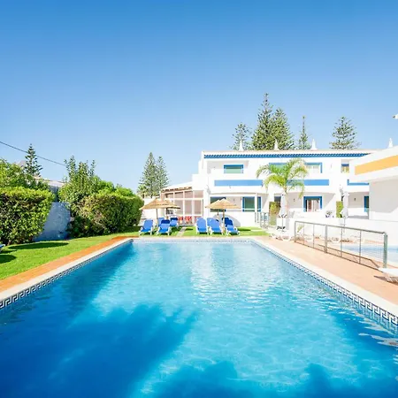 Oasis Beach Apartments-2