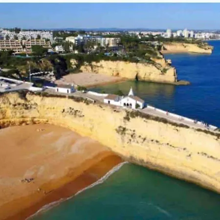 Bright 2-Bed Apt Steps To Beach Algarve-2