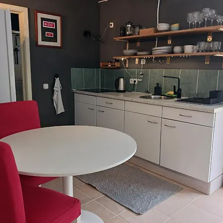 Andorina Apartment 1Km From Arrifana Beach-2