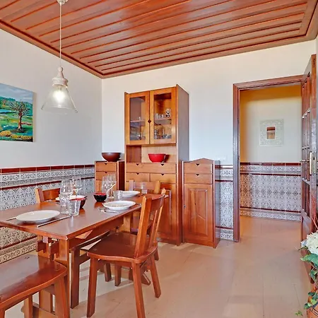 Monte Gordo Beachview 2 By Homing-2