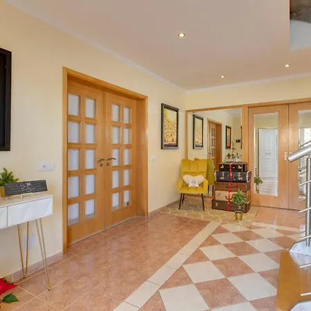 Chez Imaginarios-Exclusive Beach & City Hideout-2