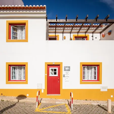 Casinha D'Avo Guesthouse-2