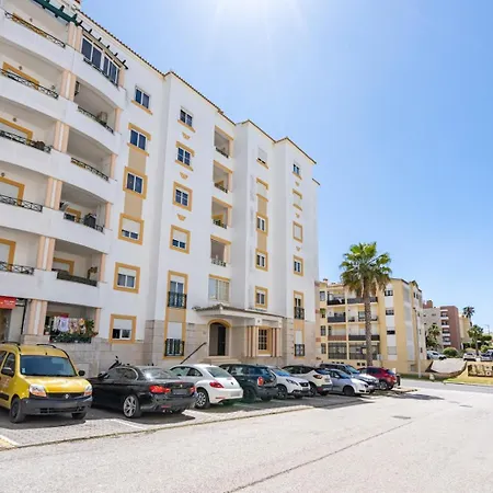 Two Bedroom Apartment - 110M2, Ac, Terrace, Wi-Fi-3