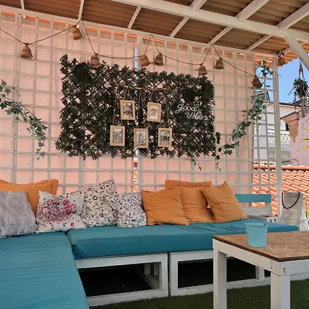 Orange Terrace Hostel-3